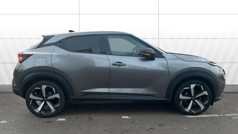 Nissan Juke 1.0 DiG-T 114 Tekna 5dr Petrol Hatchback